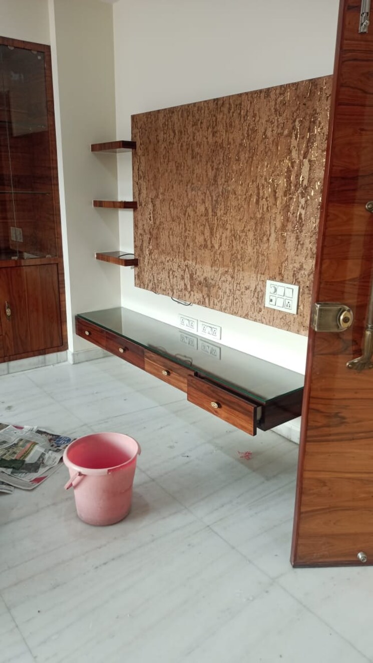 Bedroom, vasant kunj 1 Bedroom 700 Sq.Ft. Apartment In Vasant Kunj Delhi 8239142