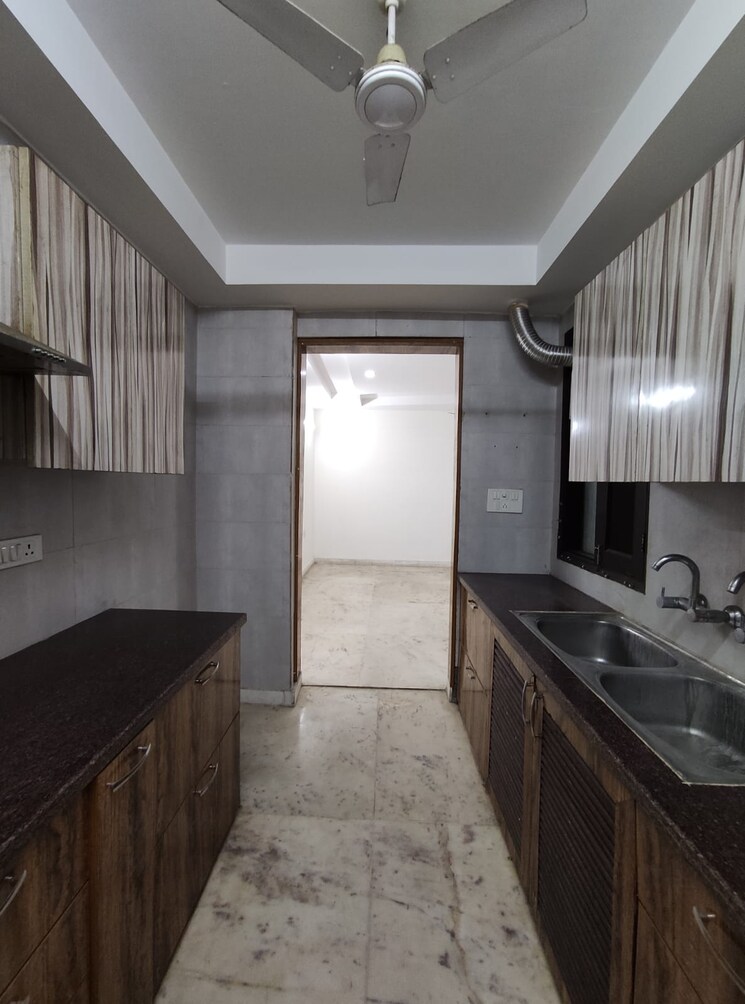 Kitchen, vasant kunj 1 Bedroom 700 Sq.Ft. Apartment In Vasant Kunj Delhi 8239142