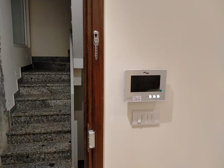 undefined, safdarjung enclave 3 Bedroom 1450 Sq.Ft. Builder Floor In Safdarjung Enclave Delhi 8239191