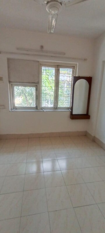 Bedroom in 1 BHK Apartment at Andheri West – for Rent