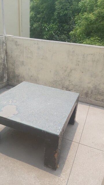 Balcony in 2.5 BHK Apartment at Mayur Vihar – for Rent