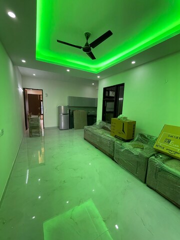 Living Room in 2 BHK Builder Floor at Ansal Sushant Apartments, Sushant Lok I – for Rent