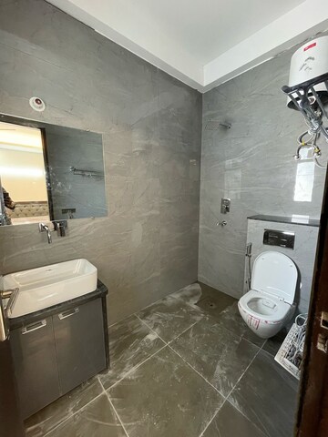 Bathroom in 2 BHK Builder Floor at Ansal Sushant Apartments, Sushant Lok I – for Rent