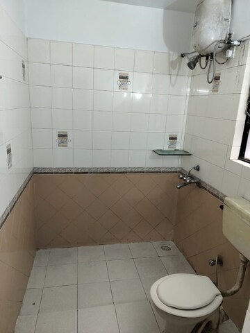 Master Bedroom in 2 BHK Apartment at Aashiyana Park, Aundh – for Rent