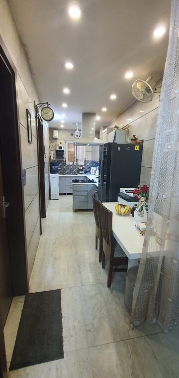Kitchen in 3 BHK Builder Floor at Mahavir Enclave 1 – for Rent