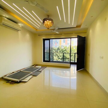 Living Room in 3 BHK Builder Floor at Sushant Lok 2, Sector 56 – for Sale
