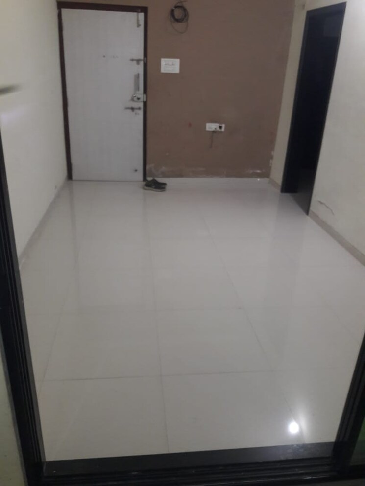 Room, shashwat-park 1 Bedroom 675 Sq.Ft. Apartment In Badlapur West Thane 8239330