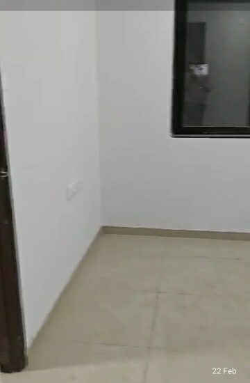 Room in 1 BHK Apartment at Thane West – for Rent