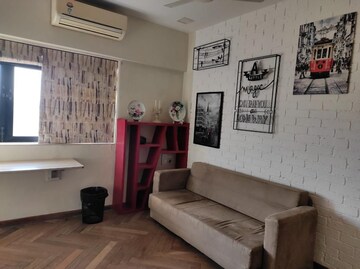 Bedroom in 2 BHK Apartment at Silver Palms Santacruz West, Santacruz West – for Rent