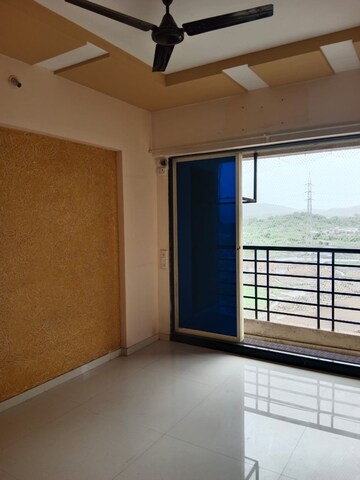 Room in 2 BHK Apartment at Agarwal Exotica, Vasai East – for Rent