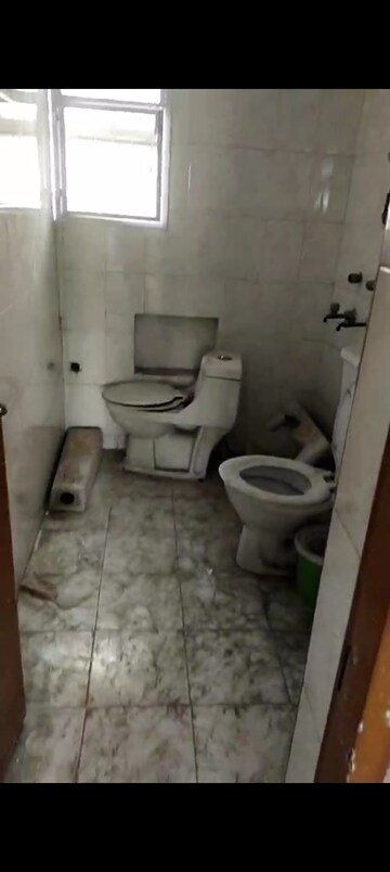 Bathroom in 2 BHK Apartment at Sarita Vihar – for Rent