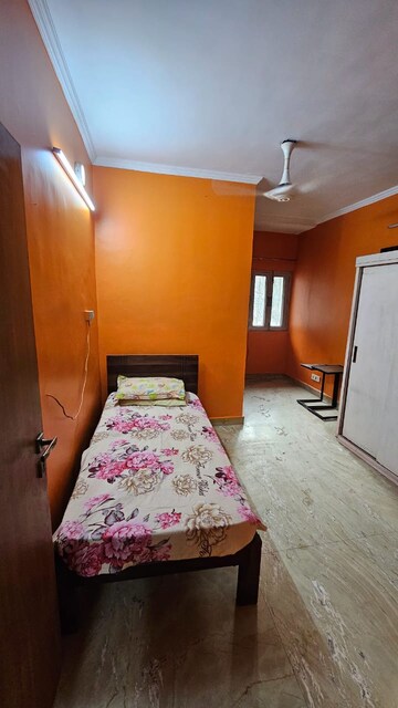 Bedroom in 4 BHK Apartment at Sarita Vihar – for Rent