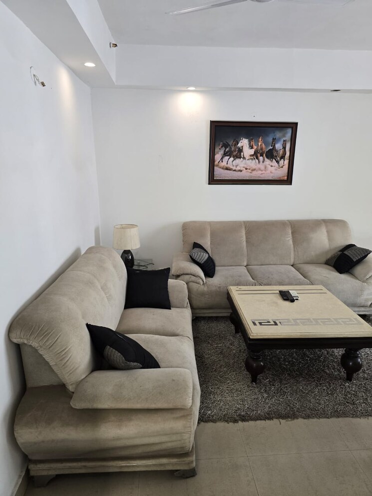 Living Room, jaypee-greens-kosmos 2 Bedroom 1200 Sq.Ft. Apartment In Sector 134 Noida 8239399