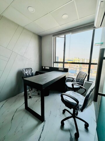 Commercial Co-working Space 350 Sq.Ft. For Rent in Chinar Park Kolkata  8239681