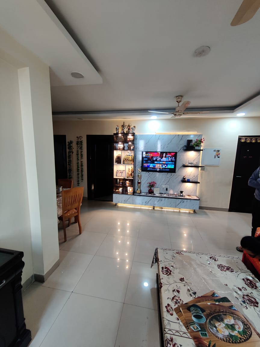 3 BHK + Servant Room 1600 Sq.Ft. Apartment in Unitech The Residences Gurgaon