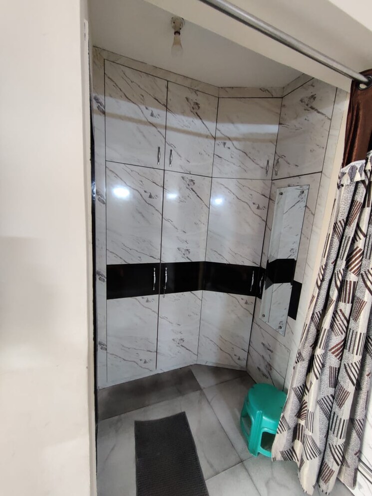 Bathroom, unitech-the-residences-gurgaon 3 Bedroom 1600 Sq.Ft. Apartment In Sector 33 Gurgaon 8239682