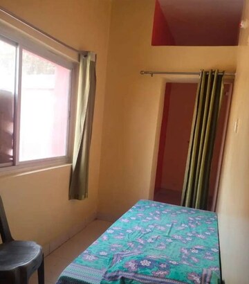 Bedroom in 1 BHK Builder Floor at Aliganj – for Rent