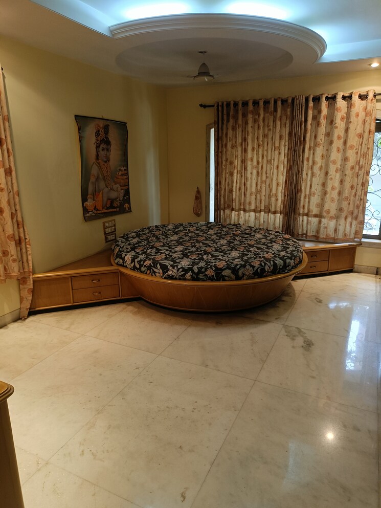Living Room, balasinor-chs 6 Bedroom 4500 Sq.Ft. Independent House In Kandivali West Mumbai 8239776
