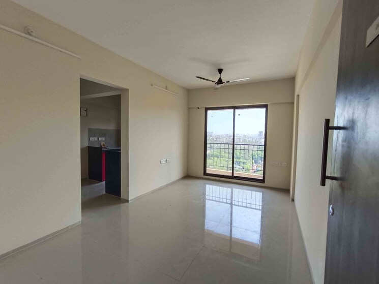 Room, virar west 1 Bedroom 450 Sq.Ft. Apartment In Virar West Palghar 8239820