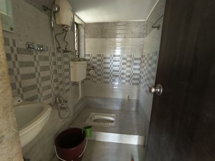Bathroom, virar west 1 Bedroom 450 Sq.Ft. Apartment In Virar West Palghar 8239840