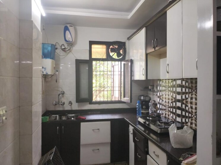 Kitchen, rohini sector 13 3 Bedroom 1200 Sq.Ft. Apartment In Rohini Sector 13 Delhi 8239829
