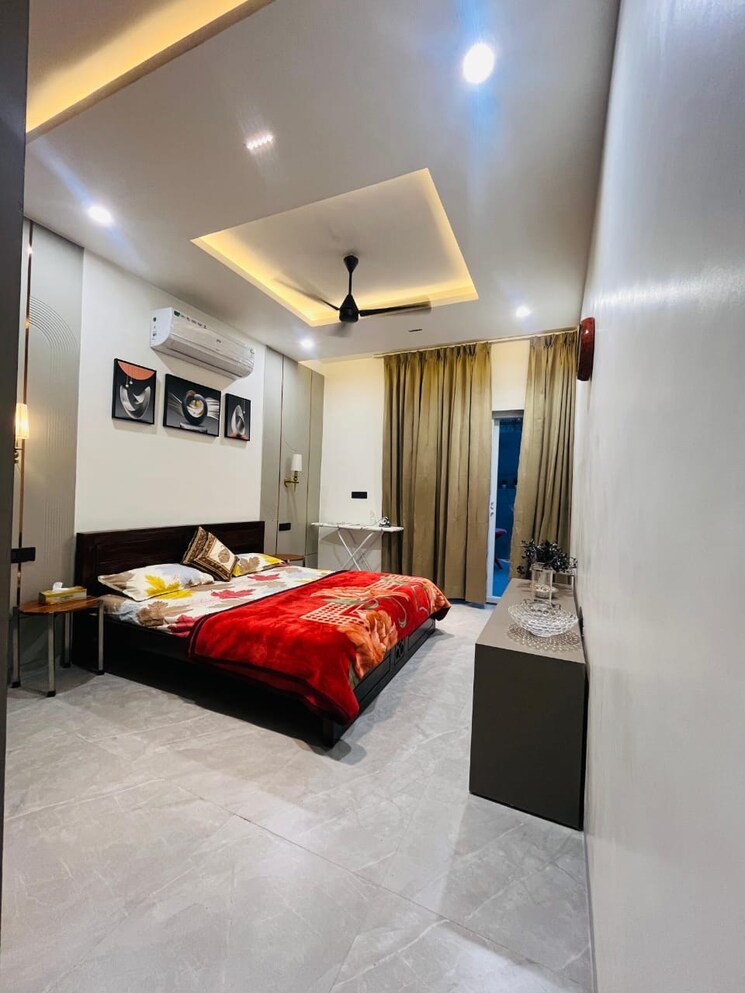 Bedroom, ansal-sushant-apartments 6+ Bedroom 419 Sq.Yd. Independent House In Sushant Lok I Gurgaon 8239920
