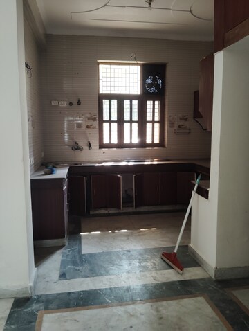 Living Room in 2 BHK Independent House at RWA Apartments Sector 50, Sector 50 – for Rent