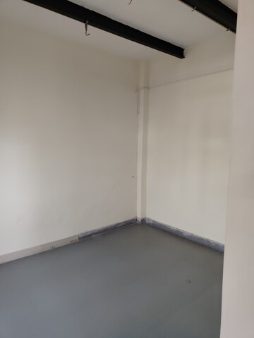Room in 1.5 BHK Builder Floor at Sector 2 – for Rent