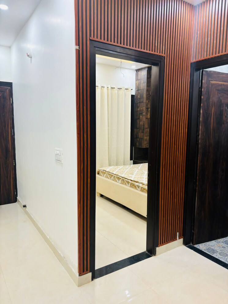 Room, sector 127 2 Bedroom 1100 Sq.Ft. Builder Floor In Sector 127 Mohali 8239971