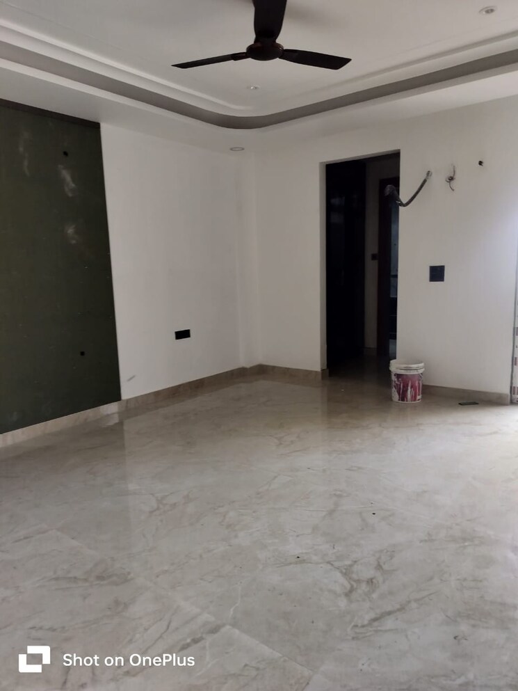 Room, sector 85 4 Bedroom 3150 Sq.Ft. Builder Floor In Sector 85 Faridabad 8240120