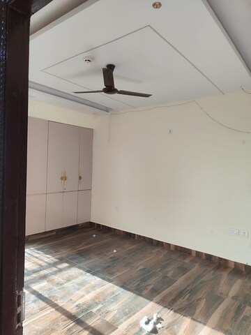 Room in 2.5 BHK Apartment at Angel Mercury, Vaibhav Khand – for Sale