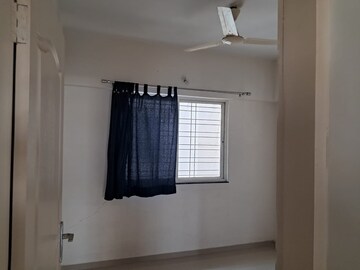 Room in 2 BHK Apartment at Sancheti Eves Garden, Mundhwa – for Rent
