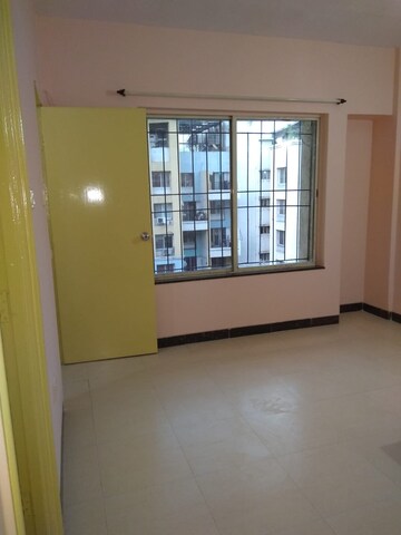 Room in 3 BHK Apartment at Pentagon Fortune East, Kharadi – for Sale