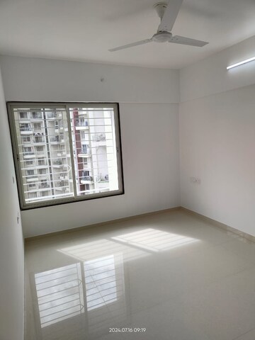 Room in 2 BHK Apartment at Shree Venkatesh Graffiti Glover, Keshav Nagar – for Rent