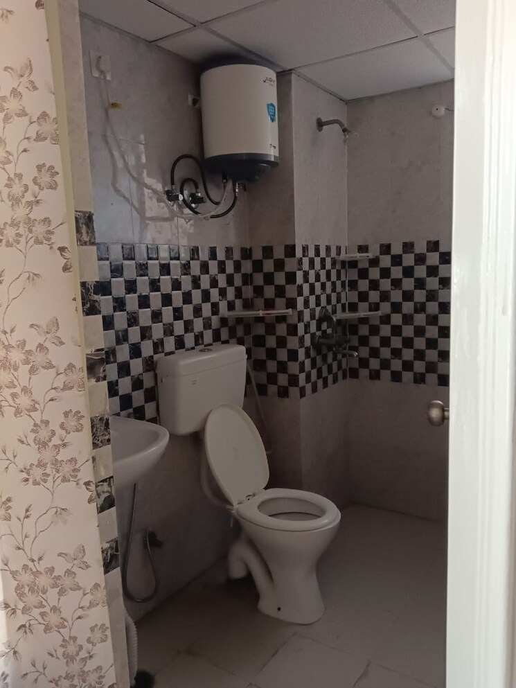 Bathroom, signature-global-synera 2 Bedroom 598 Sq.Ft. Apartment In Sector 81 Gurgaon 8240233