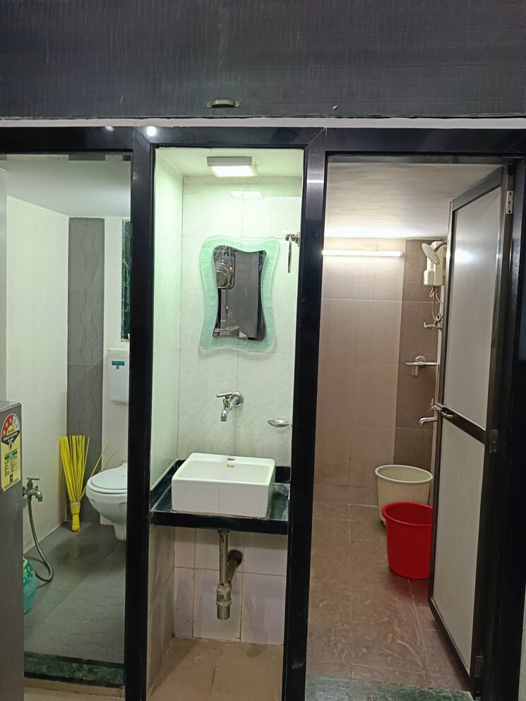 Bathroom, siddhivinayak-annex 1 Bedroom 500 Sq.Ft. Apartment In Lower Parel Mumbai 8240278