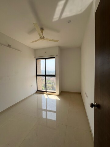 Room in 2 BHK Apartment at Lodha Palava Marvella B to G, Dombivli East – for Rent