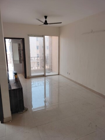 Room in 2 BHK Apartment at Pyramid Heights, Sector 85 – for Rent