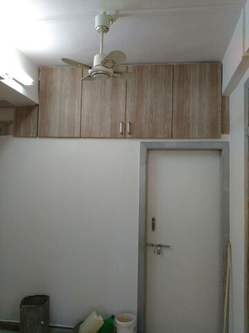 Furnished Amenities in 3 BHK Apartment at Wadala East – for Rent
