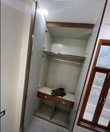 Furnished Amenities in 3 BHK Builder Floor at Mehrauli – for Rent