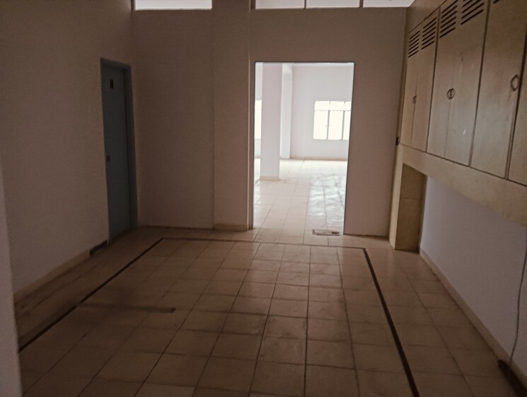 undefined, park street Commercial Office Space 1000 Sq.Ft. In Park Street Kolkata 8240360