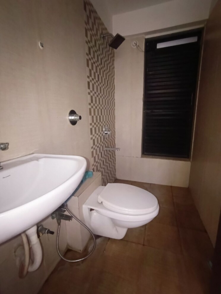 Bathroom, ulwe sector 9 2 Bedroom 1185 Sq.Ft. Apartment In Ulwe Sector 9 Navi Mumbai 8240385