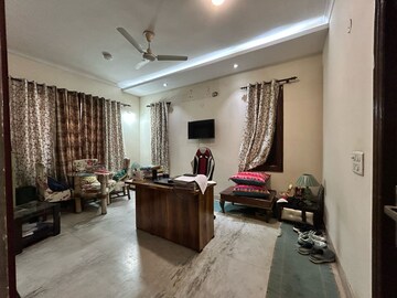 Living Room in 2 BHK Builder Floor at Ansal Plaza Sector-23, Sector 23 – for Rent