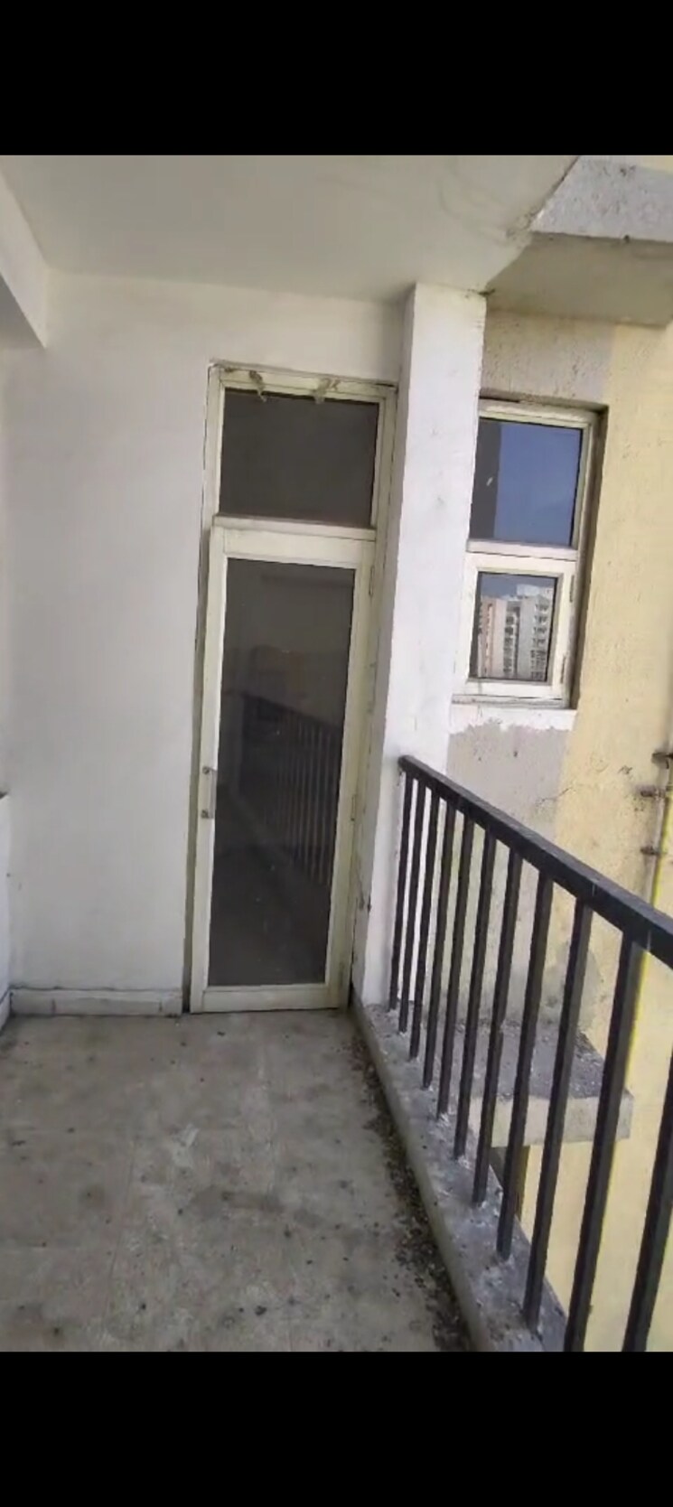 Balcony, mgi-gharaunda 3 Bedroom 751 Sq.Ft. Apartment In Raj Nagar Extension Ghaziabad 8240498