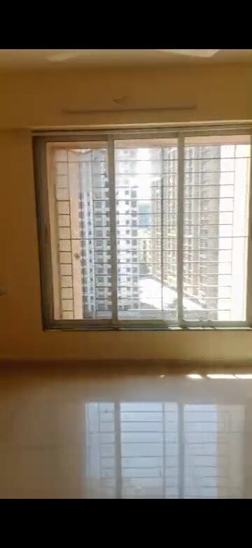 Room in 1 BHK Apartment at Mahavir Kalpavruksha, Ghodbunder Road – for Rent