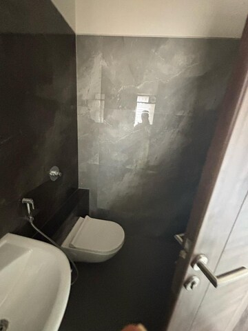 Bathroom in 3 BHK Apartment at Supreme Estia Phase 1, Baner – for Rent