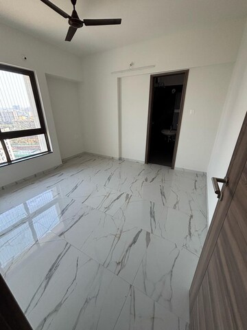 Room in 3 BHK Apartment at Supreme Estia Phase 1, Baner – for Rent