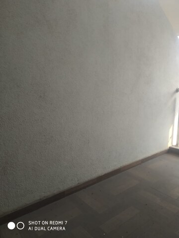 Room in 3 BHK Apartment at Sanghvi Shells, Baner – for Rent
