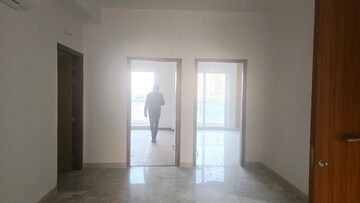 Room in 4 BHK Apartment at SS Linden, Sector 84 – for Sale