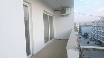 Balcony in 4 BHK Builder Floor at SS Linden, Sector 84 – for Rent